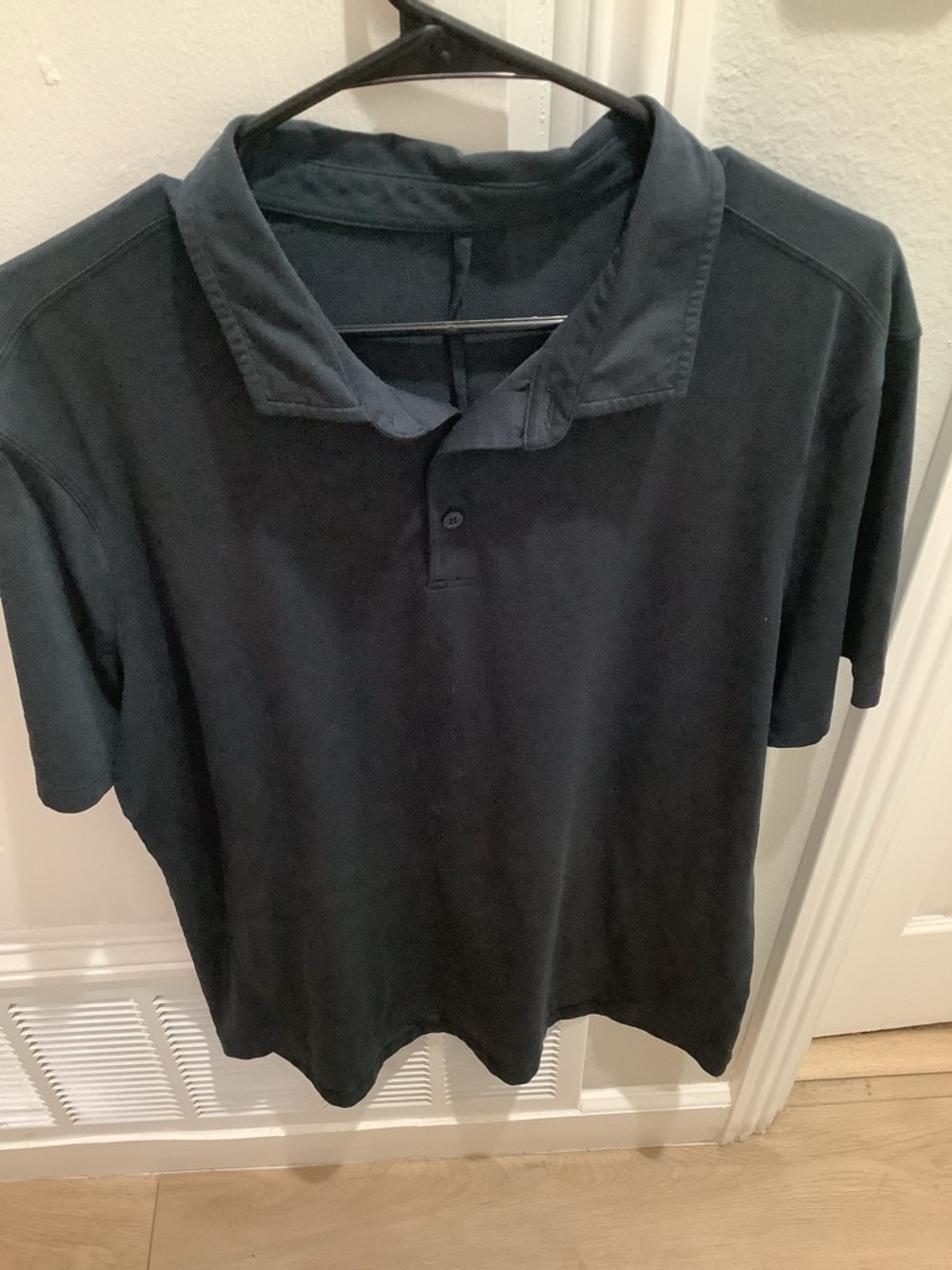 Lululemon athletica Men's Black Polo-L